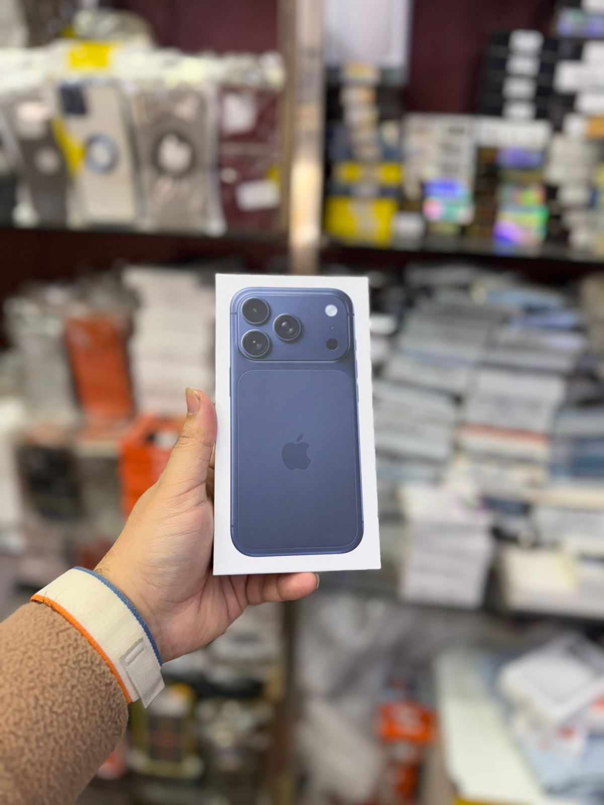 Empty 17 Pro Box with stickers (No Phone inside)