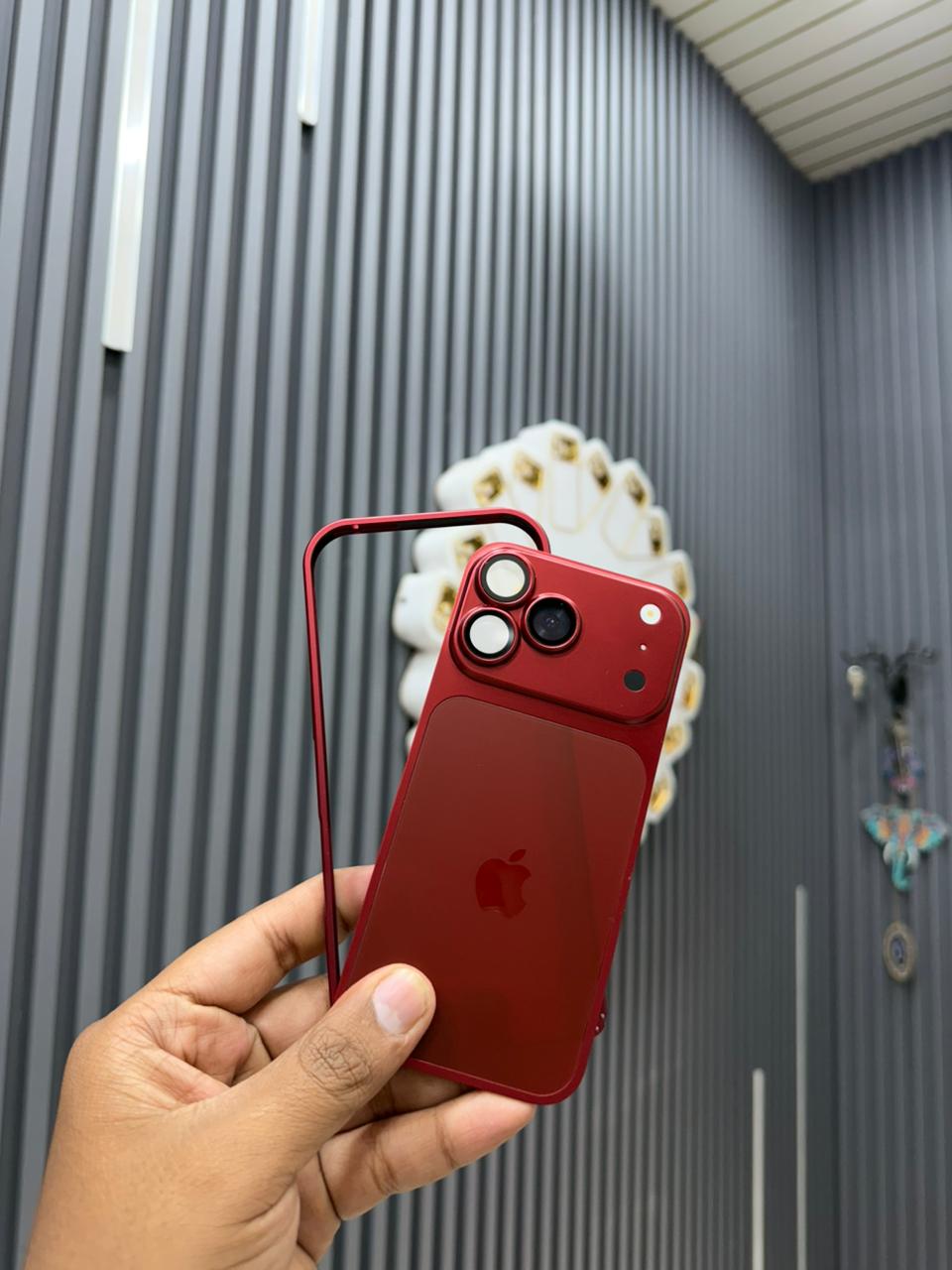 Premium Flash Hide Metal Sheet For older phone  → 17 Pro/max