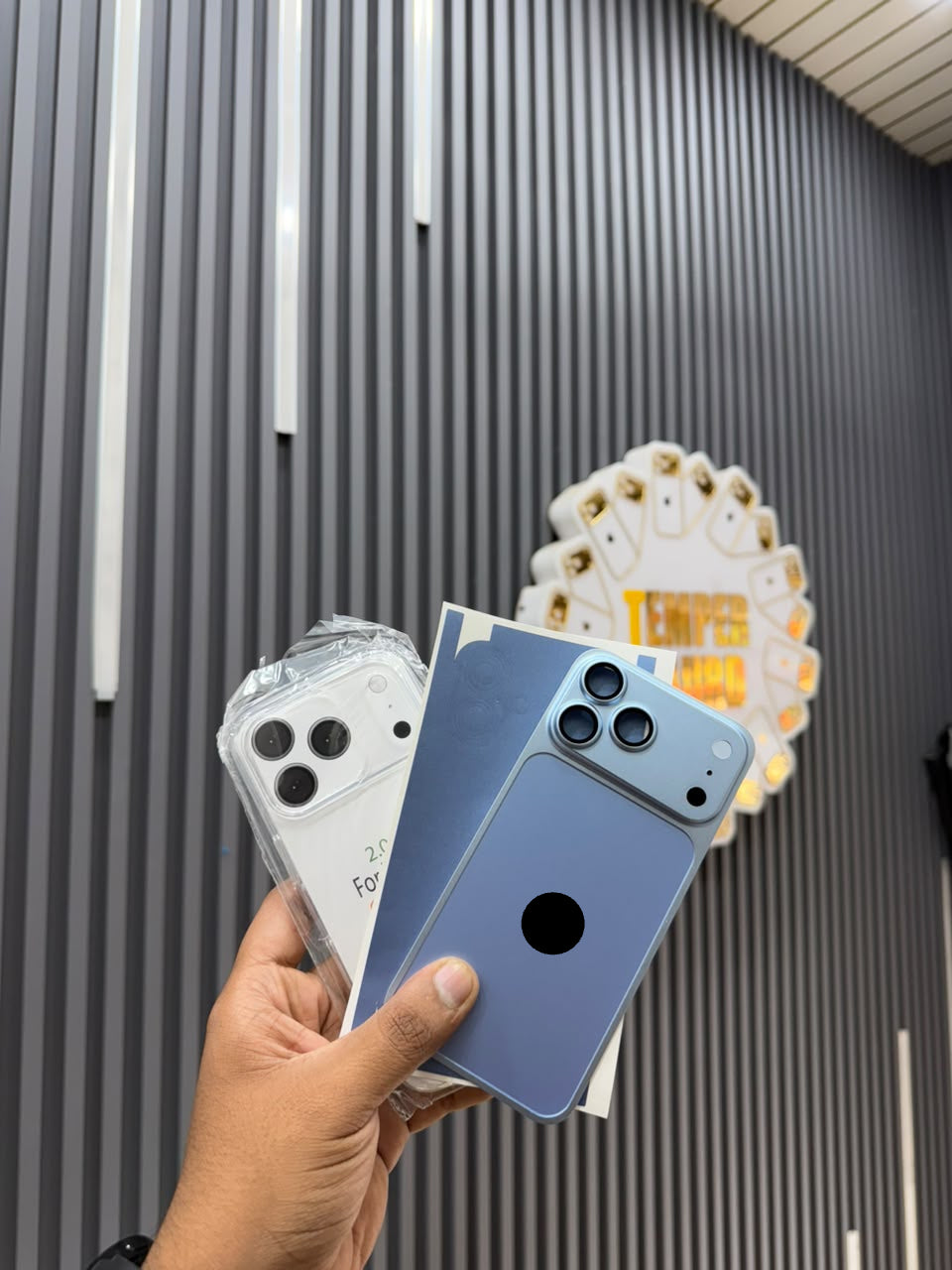 Premium Flash Hide Metal Sheet For older phone  → 17 Pro/max ,18 Pro/max