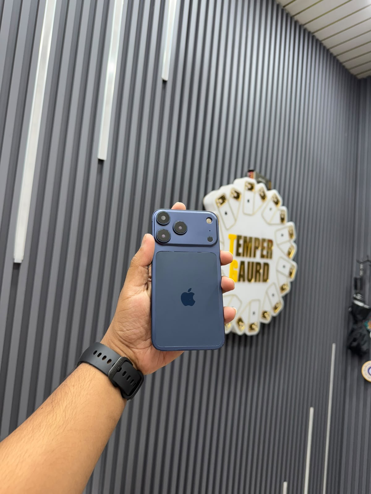 Premium iPhone XR,11,12 to 18 Pro og Housing Kit – Full Replacement Shell